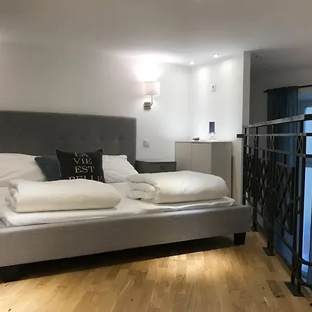 Zeus Design Loft Apartments Wenen Buitenkant foto